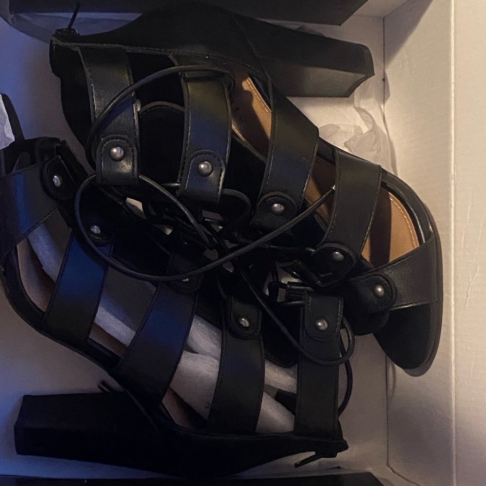 Brand New Torrid Caged Heels Black Strappy Lace Up Gladiator Heeled Sandals Size